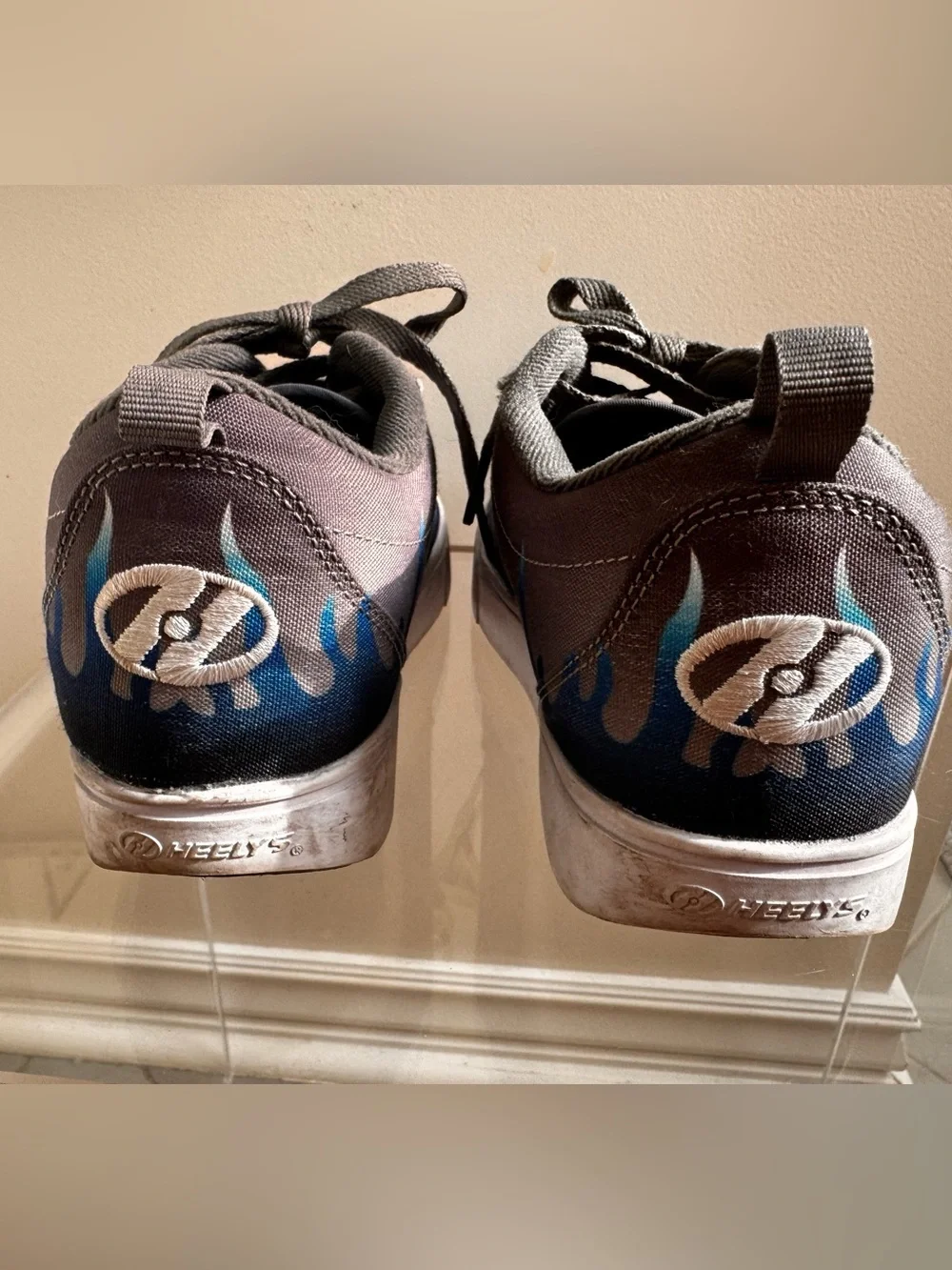 Heelys Gray Sneakers with Blue Flame Pattern